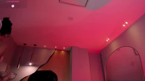 Agatha online show from 17, 2, 2025