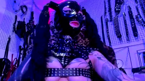 Agatha Fox online show from 27, 2, 2025