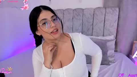 Agatha Owens online show from 23, 7, 2026