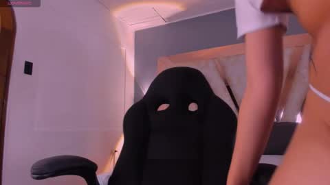 Snapshot of agathauwudoll chatting on 15, 3, 2026 agathauwudoll online show from 15, 3, 2026