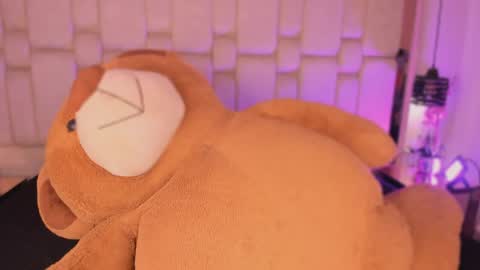 agathauwudoll online show from 7, 5, 2026