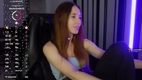 Agelina Lilly Laura online show from 20, 2, 2025