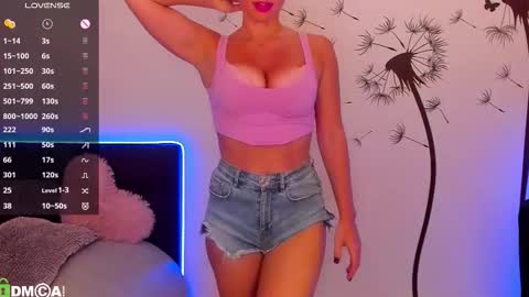 Polly online show from 12, 9, 2025