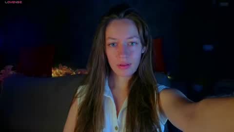 agnes wells online show from 13, 7, 2026