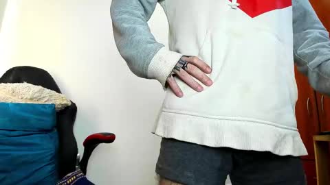 Agustin online show from 20, 2, 2025