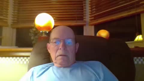 aguynrkfrd online show from 12, 10, 2025