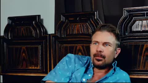 Blue Eyed Handsome Man online show from 1, 5, 2026