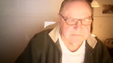 Snapshot of ahmole chatting on 10, 12, 2024 Ole online show from 10, 12, 2024