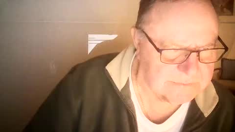 Snapshot of ahmole chatting on 12, 12, 2024 Ole online show from 12, 12, 2024