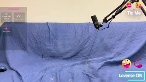 AHSLEY online show from 24, 2, 2025