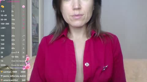 Snapshot of ahtena chatting on 28, 1, 2025 Ahtena online show from 28, 1, 2025