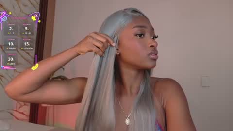 Ahvi Ebony online show from 17, 7, 2026