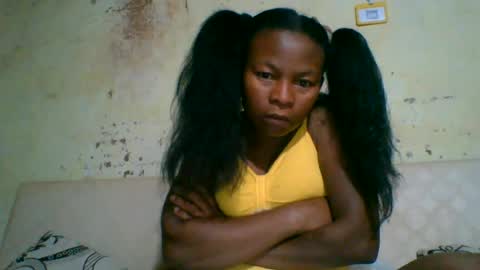 Snapshot of aichadominix chatting on 5, 8, 2026 AichaDominix online show from 5, 8, 2026