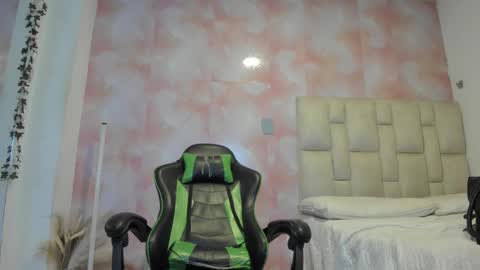 karoline  online show from 21, 3, 2026