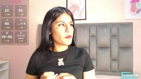 Snapshot of aiilynn_1 chatting on 17, 10, 2025 Ailyn online show from 17, 10, 2025