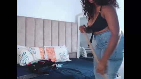 ailyndelosrios01 online show from 6, 10, 2025
