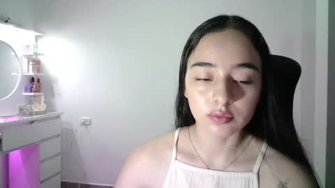 Snapshot of aineangeel chatting on 9, 11, 2025 AINE online show from 9, 11, 2025