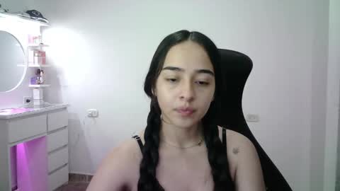 Snapshot of aineangeel chatting on 19, 12, 2025 AINE online show from 19, 12, 2025