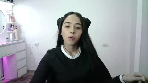 Snapshot of aineangeel chatting on 20, 12, 2025 AINE online show from 20, 12, 2025