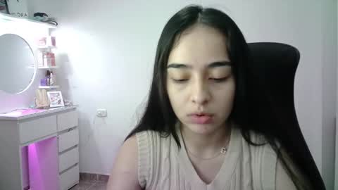 Snapshot of aineangeel chatting on 12, 1, 2026 AINE online show from 12, 1, 2026