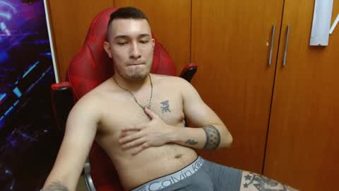 Snapshot of airon_blade chatting on 28, 1, 2025 A I R O N online show from 28, 1, 2025