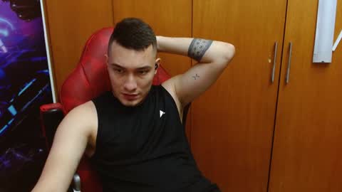 Snapshot of airon_blade chatting on 29, 1, 2025 A I R O N online show from 29, 1, 2025