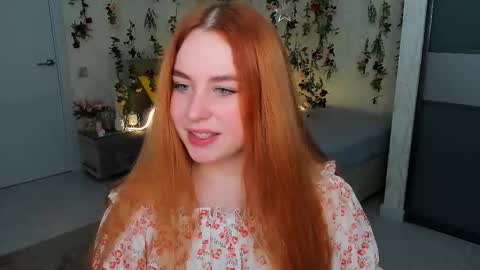 Snapshot of airysilhouette chatting on 14, 11, 2025 Louise online show from 14, 11, 2025