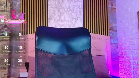 aisha__cambell online show from 20, 5, 2026