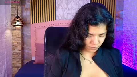 aisha__cambell online show from 21, 5, 2026