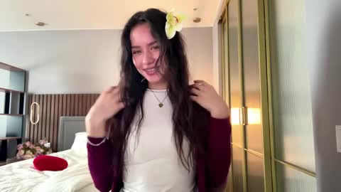 Aisha online show from 13, 4, 2026