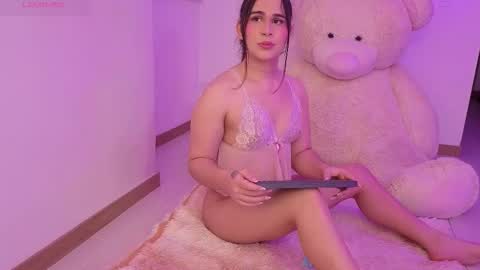 Ash             INDEPENDET MODEL  online show from 17, 3, 2026