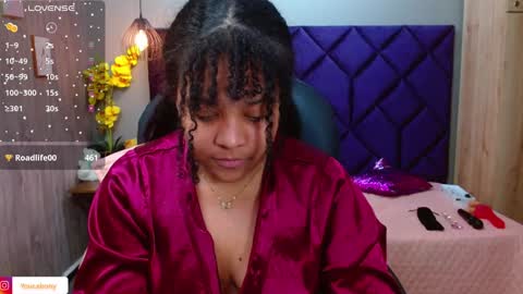 Snapshot of aisha_violet chatting on 21, 12, 2024 Aisha Violet online show from 21, 12, 2024