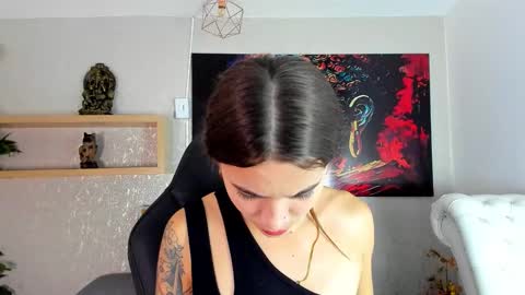 little aitana  online show from 4, 3, 2026