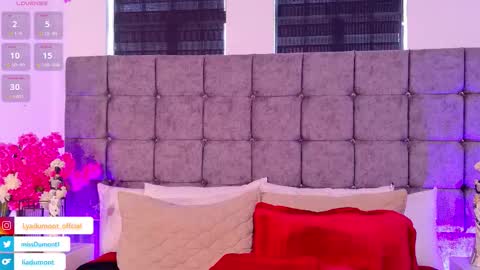 Snapshot of aivadumont chatting on 4, 2, 2026 Queen Dumont online show from 4, 2, 2026