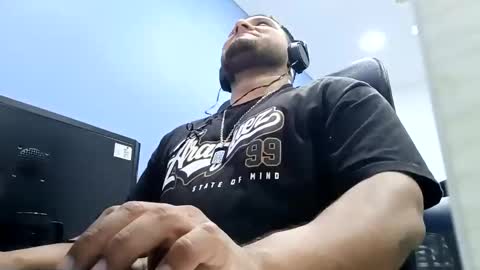 Snapshot of aj_cooper90_ chatting on 8, 2, 2025 Esteban online show from 8, 2, 2025