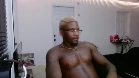 Snapshot of ajaxsteel chatting on 17, 11, 2025 ajaxsteel online show from 17, 11, 2025