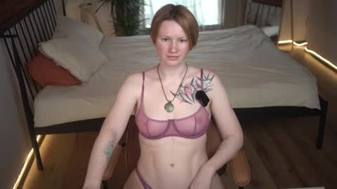 Akaneiro online show from 10, 3, 2025