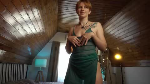 Akaneiro online show from 9, 9, 2025