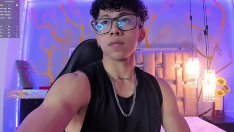 akazaboy online show from 7, 12, 2024