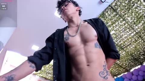 akazaboy online show from 14, 2, 2025