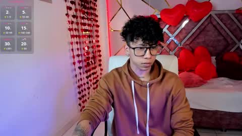 akazaboy online show from 19, 2, 2025