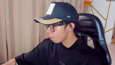 akazaboy online show from 6, 5, 2026