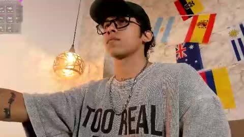 akazaboy online show from 26, 6, 2026
