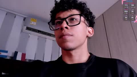 akazaboy online show from 12, 7, 2026