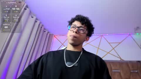 akazaboy online show from 25, 7, 2026