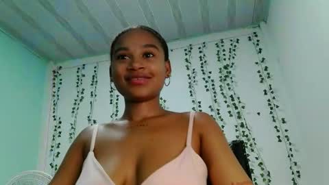 Snapshot of akemy_saunderz chatting on 10, 6, 2026 akemy_saunderz online show from 10, 6, 2026