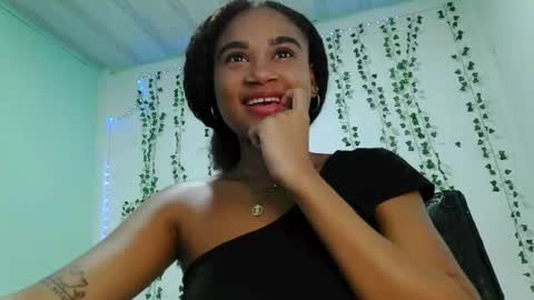 Snapshot of akemy_saunderz chatting on 27, 7, 2026 akemy_saunderz online show from 27, 7, 2026