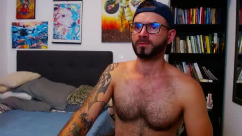 Snapshot of akiles_r chatting on 12, 12, 2024 akiles online show from 12, 12, 2024