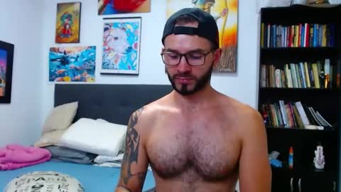 Snapshot of akiles_r chatting on 19, 12, 2024 akiles online show from 19, 12, 2024