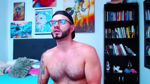 Snapshot of akiles_r chatting on 6, 1, 2025 akiles online show from 6, 1, 2025